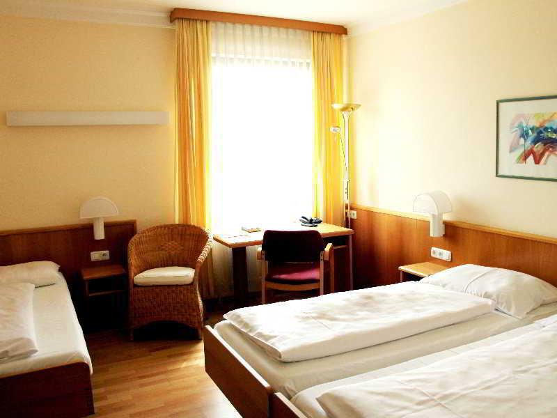 Das Reinisch Hotel - Near Vienna Airport Schwechat Exterior photo